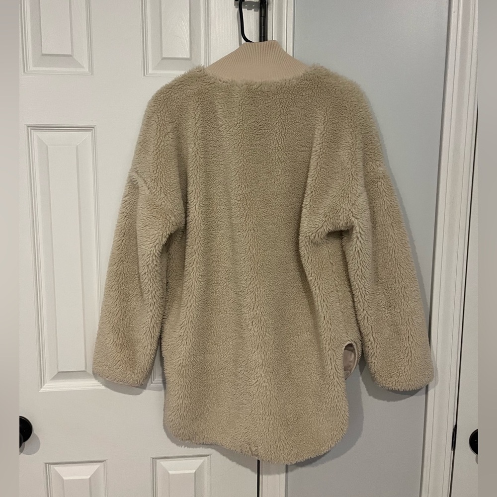 Varley Marney Oversized Fleece View 3